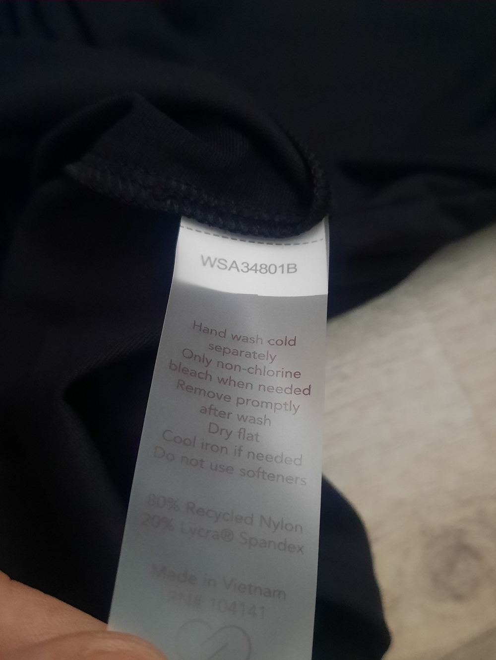 Calia Long Slee Ruched Rashguard - Picture 4 of 8